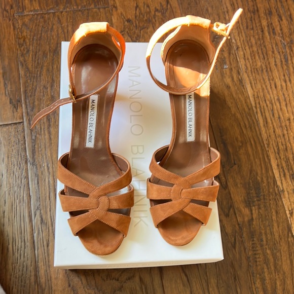 Manolo Blahnik “toast” brown suede heels - Picture 1 of 7